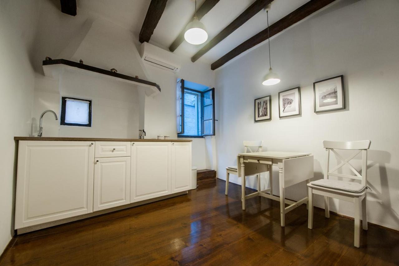 Studio Apartment Casa Di Pietra روفينج المظهر الخارجي الصورة