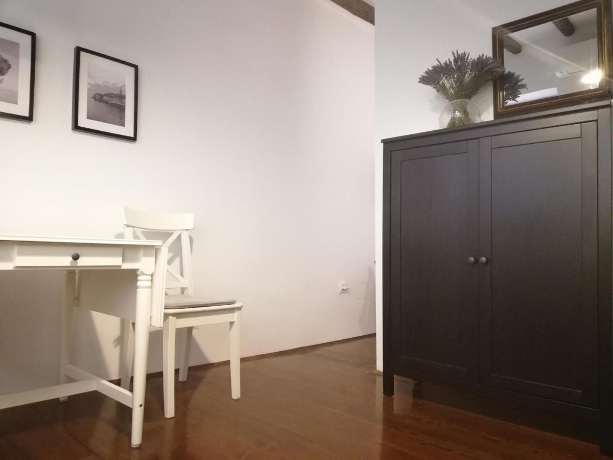 Studio Apartment Casa Di Pietra روفينج المظهر الخارجي الصورة