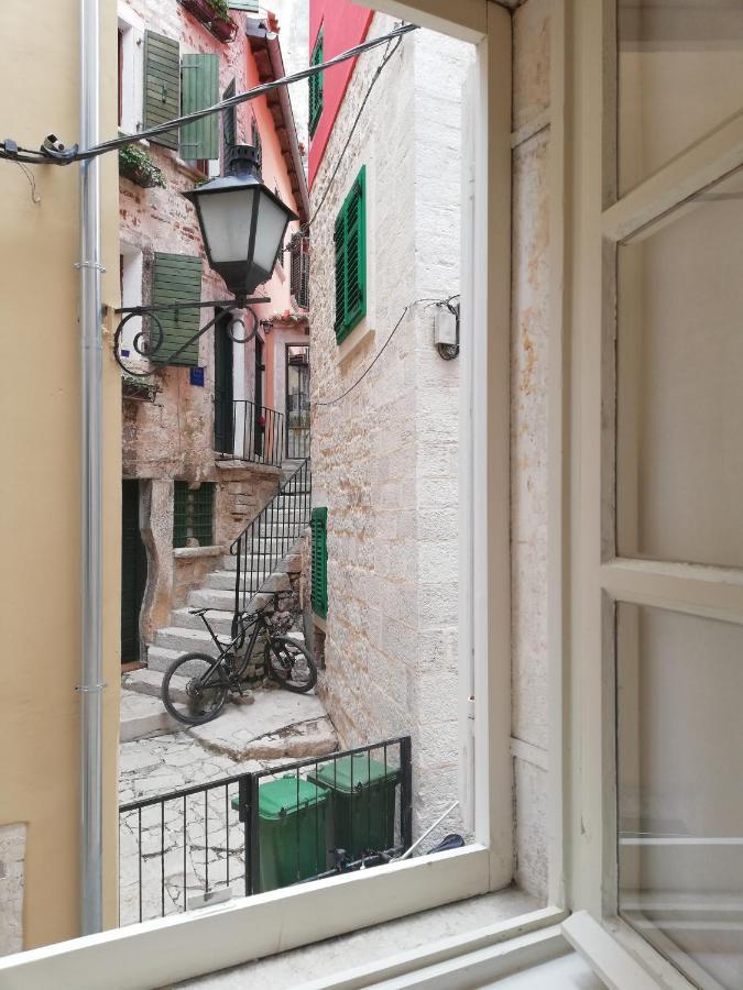 Studio Apartment Casa Di Pietra روفينج المظهر الخارجي الصورة